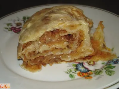 Jabolčni štrudl