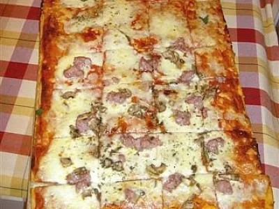 Domača, a zelo preprosta pica