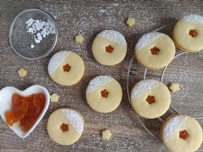 Mandljevi piškoti z marmelado