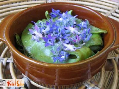 Začinjen stročji grah