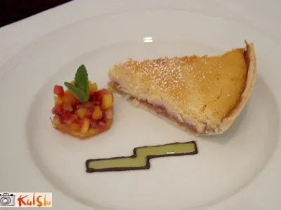 Skutina pita z jagodami