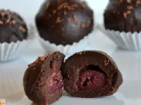 Fotografija recepta: Višnjeve kroglice