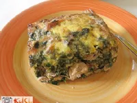 Fotografija recepta: Težin s špinačo, jajcem in belim mesom