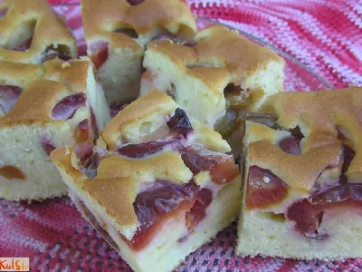 Svež češnjev biskvit