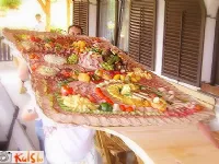 Fotografija recepta: Narezek za 40 ljudi