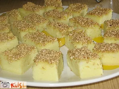 Zdrobove rezine s kokosom