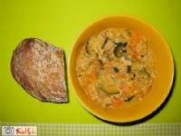 Fotografija recepta: Sojina enolončnica z bučkami in korenčkom