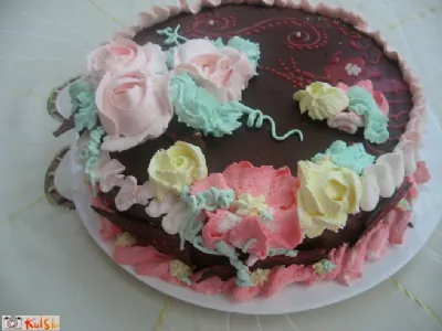 Jagodno - borovničeva svečana torta