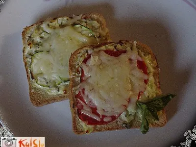 Poletni toast kruhki