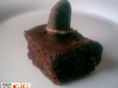 Črnec brez jajc z veliko banano