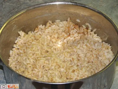 Riž z maslom in drobtinami