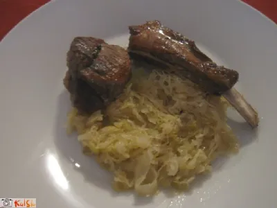 Svinjska rebra s kislim zeljem