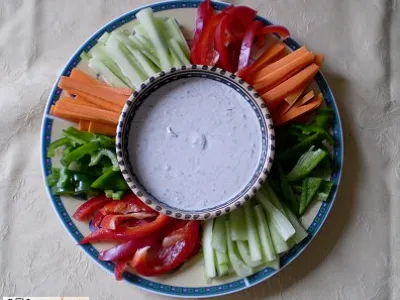 Zelenjavna pahljača s sardelno omako