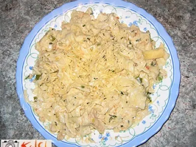 Široki rezanci z zelenjavo