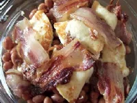 Fotografija recepta: Pečen mlad sir na solati