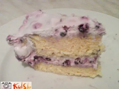 Borovničeva torta iz mikrovalovne