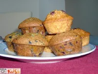 Fotografija recepta: Muffini z jabolki, cimetom in rozinami