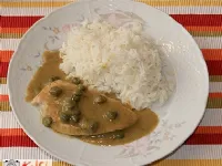 Fotografija recepta: Piščančji zrezki v omaki iz gorčice in medu