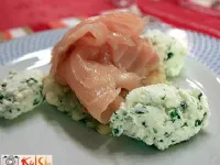 Fotografija recepta: Dimljen losos na krompirjevi podlagi