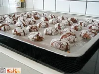 Fotografija recepta: Orehovi razpokani hlebčki