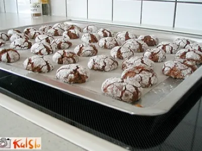 Orehovi razpokani hlebčki