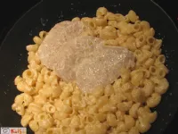 Fotografija recepta: Testenine s kislo smetano