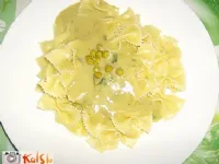 Fotografija recepta: Omaka z grahom in peteršiljem