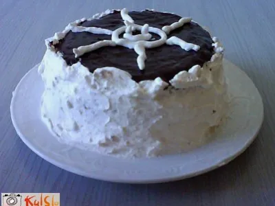 Lešnikovo - vanilijeva torta (premer 20 cm)