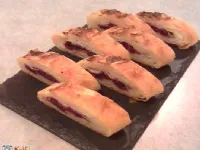 Fotografija recepta: Zdrobov zavitek z višnjami