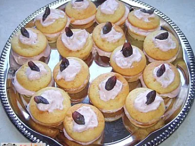 Jabolčni mafini s kremo