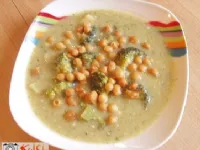 Fotografija recepta: Brokolijeva kremna juha s krompirjem