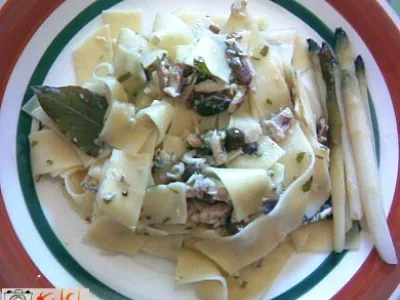 Široki rezanci s sardelami