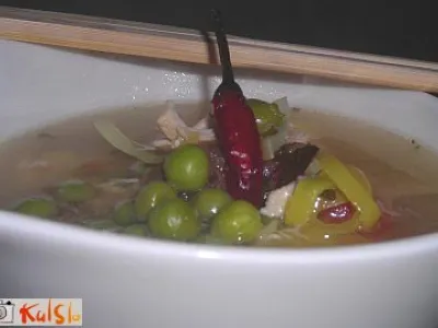 Tajska piščančja juha