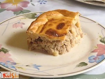 Pita z mesom in krompirjem