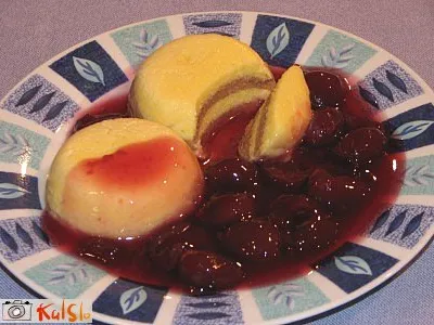 Zdrobove tortice s češnjami