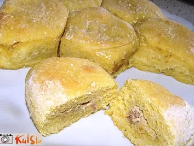 Koruzne štručke s tunino sredico