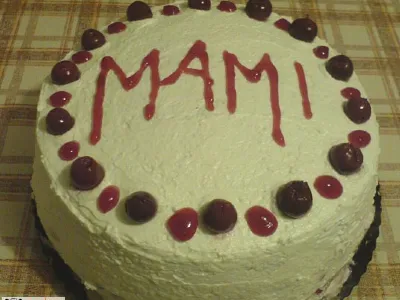 Višnjevo bananina torta Malibu