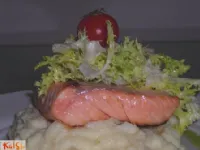 Fotografija recepta: Mariniran losos na žaru na pireju iz zelene