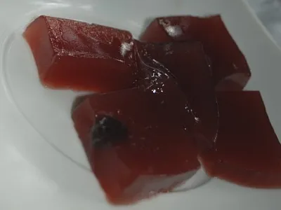 Marelične vodka kocke