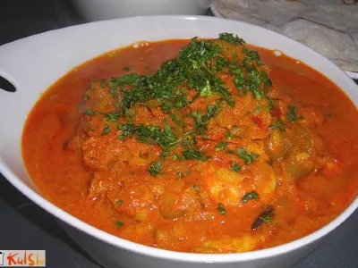 Pikantni indijski curry s škampi