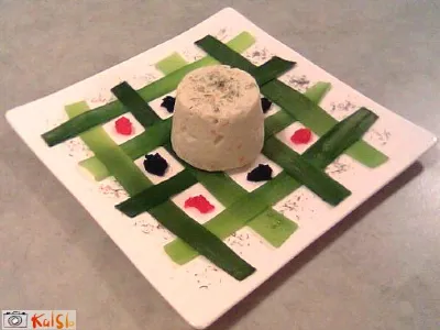 Postrvji mousse na porovi mrežici s kaviarjem