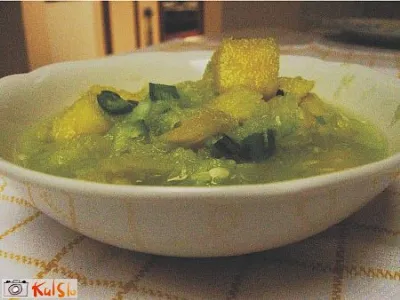 Mangovo - kumarična solata