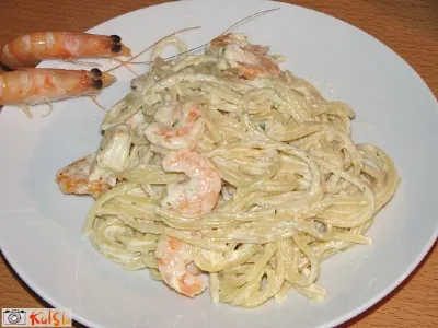 Špageti z gamberi (kozicami)