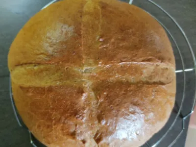 Kruh, narejen s solno kvasno emulzijo