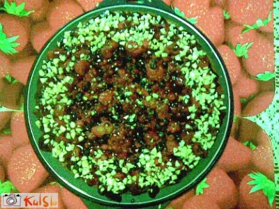 Sadna torta z oreški