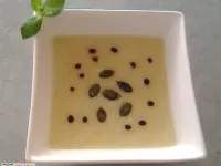 Fotografija recepta: Koruzna juha z bučnim oljem in bučnimi semeni