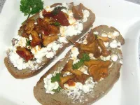 Fotografija recepta: Lisičke s posušenimi paradižniki