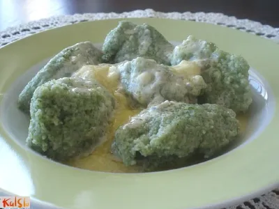 Špinačni žličniki z gorgonzolo