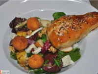 Fotografija recepta: Piščančja bedrca v listnatem testu