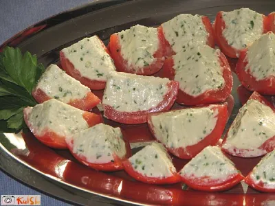 Paradižniki s skuto